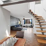 High Class Maisonette Apartment 2 Bed 2 Bathroom