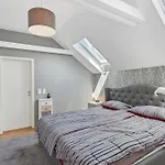 High Class Maisonette Apartment 2 Bed 2 Bathroom